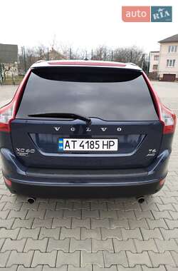 Внедорожник / Кроссовер Volvo XC60 2012 в 