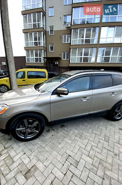 Позашляховик / Кросовер Volvo XC60 2010 в Калуші