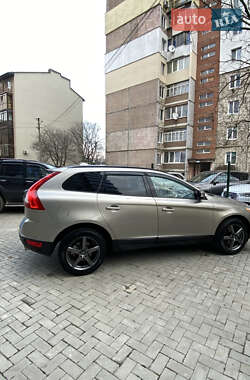 Позашляховик / Кросовер Volvo XC60 2010 в Калуші