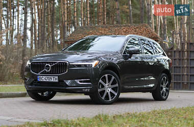 Внедорожник / Кроссовер Volvo XC60 2021 в 