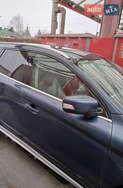 Внедорожник / Кроссовер Volvo XC60 2010 в 