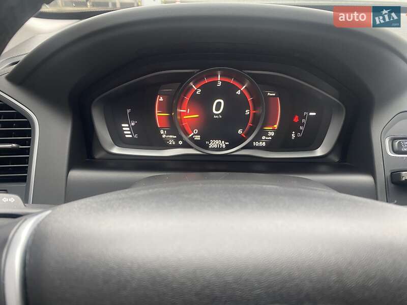 Позашляховик / Кросовер Volvo XC60 2017 в Києві
