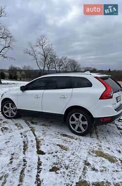 Внедорожник / Кроссовер Volvo XC60 2013 в Перемышлянах