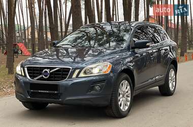 Внедорожник / Кроссовер Volvo XC60 2010 в Киеве