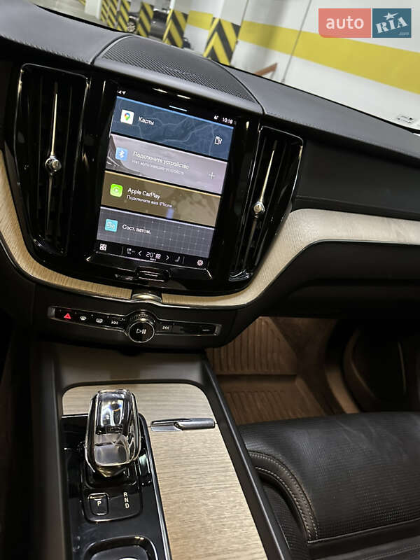 Внедорожник / Кроссовер Volvo XC60 2022 в Одессе