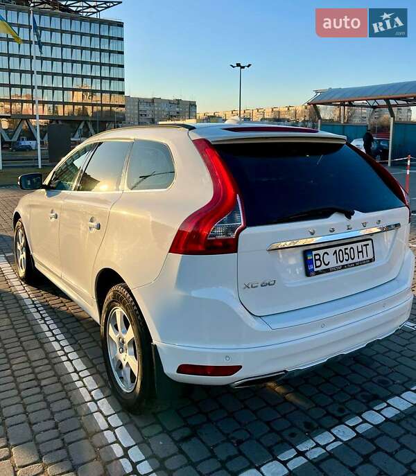Внедорожник / Кроссовер Volvo XC60 2015 в Львове