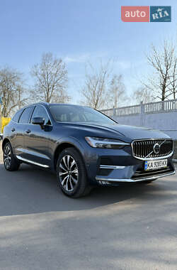 Позашляховик / Кросовер Volvo XC60 2023 в 