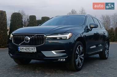 Внедорожник / Кроссовер Volvo XC60 2021 в Киеве