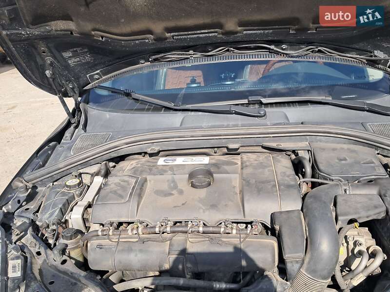 Внедорожник / Кроссовер Volvo XC60 2012 в Хмельницком