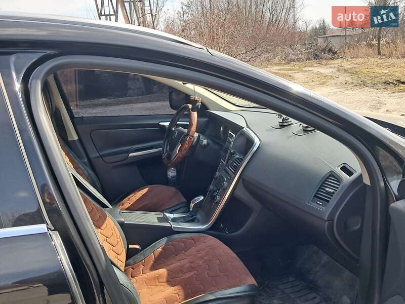 Внедорожник / Кроссовер Volvo XC60 2012 в Хмельницком