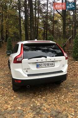 Внедорожник / Кроссовер Volvo XC60 2011 в Трускавце