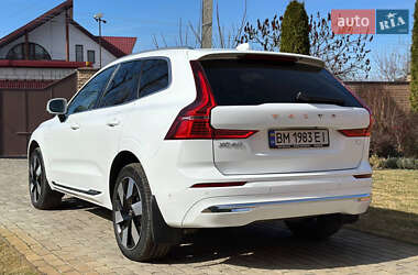 Внедорожник / Кроссовер Volvo XC60 2023 в 