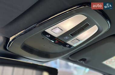 Внедорожник / Кроссовер Volvo XC60 2023 в 