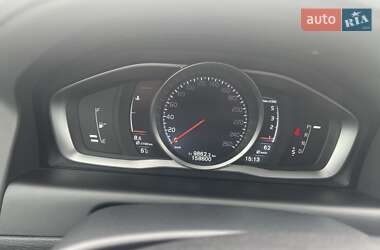 Внедорожник / Кроссовер Volvo XC60 2015 в 
