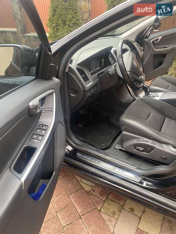 Внедорожник / Кроссовер Volvo XC60 2015 в Мукачево