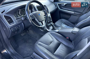 Внедорожник / Кроссовер Volvo XC60 2014 в 
