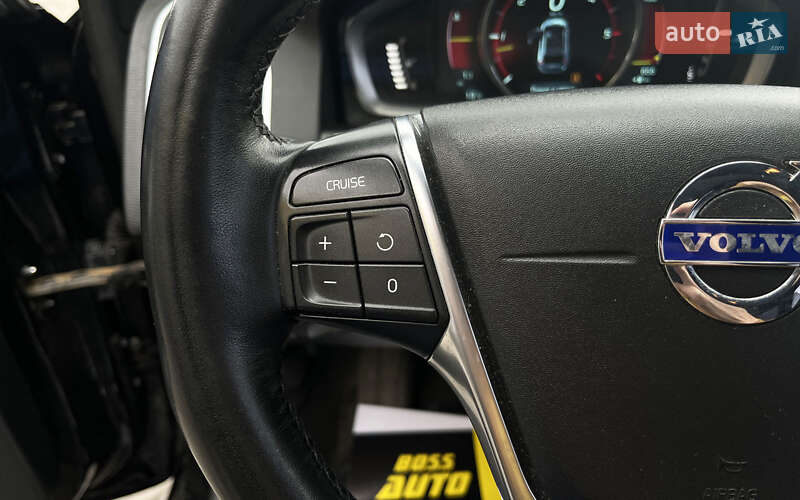 Внедорожник / Кроссовер Volvo XC60 2014 в Мукачево