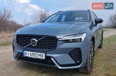 Позашляховик / Кросовер Volvo XC60 2023 в 