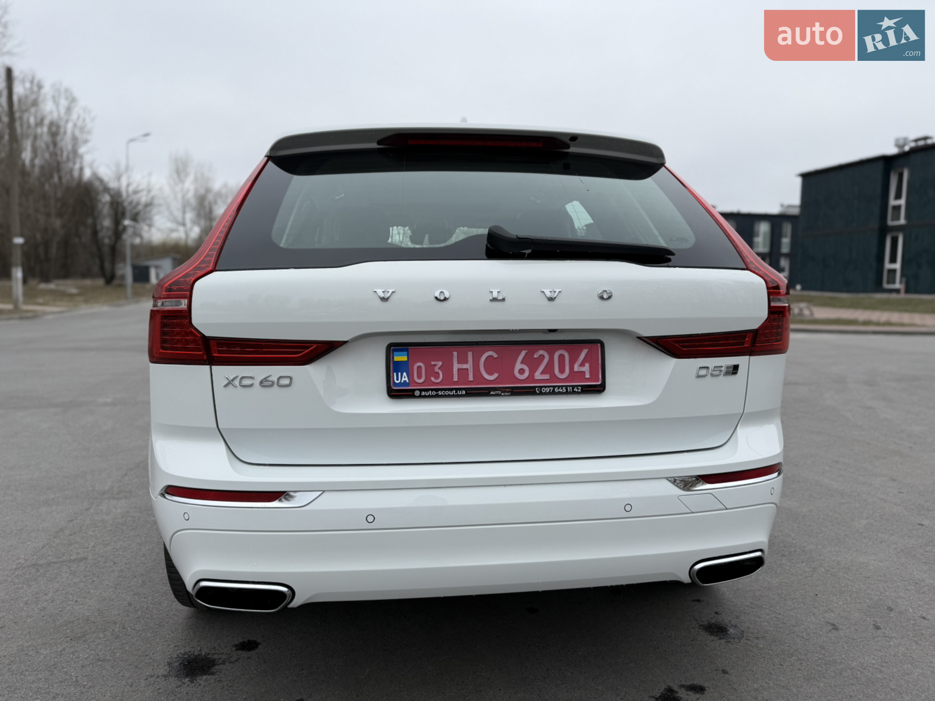 2018 Volvo XC60 - мініатюра 8