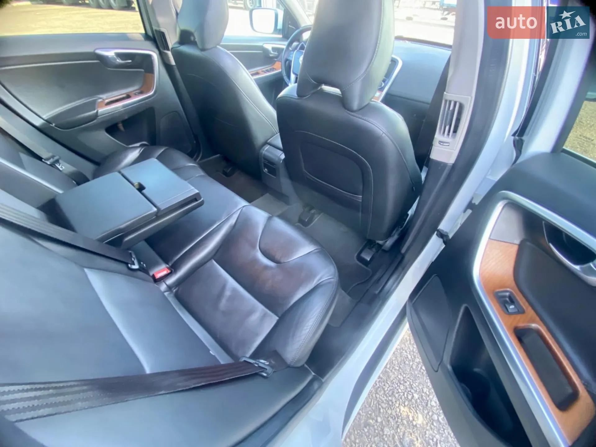 2016 Volvo XC60 - мініатюра 12