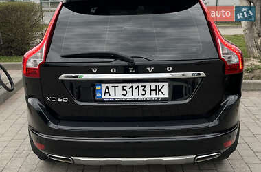 Внедорожник / Кроссовер Volvo XC60 2015 в 