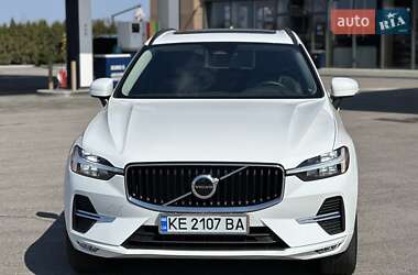 Внедорожник / Кроссовер Volvo XC60 2022 в 