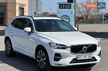 Внедорожник / Кроссовер Volvo XC60 2022 в 