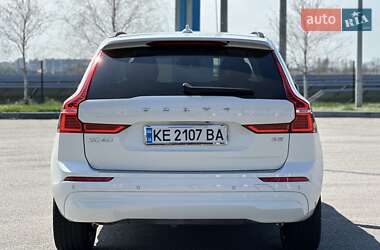 Внедорожник / Кроссовер Volvo XC60 2022 в 