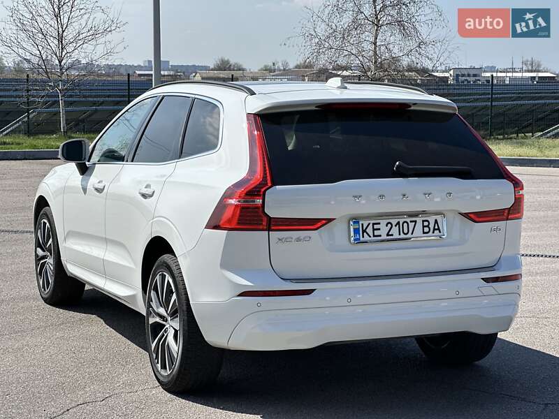 Позашляховик / Кросовер Volvo XC60 2022 в Дніпрі