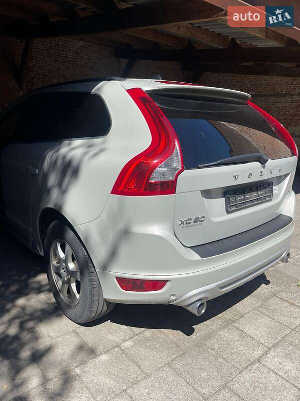 Внедорожник / Кроссовер Volvo XC60 2010 в Коломые