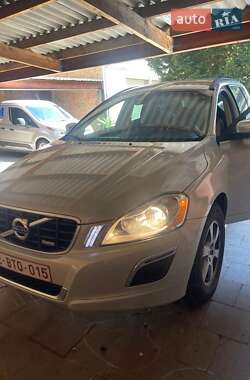 Внедорожник / Кроссовер Volvo XC60 2010 в 