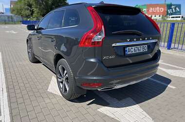 Внедорожник / Кроссовер Volvo XC60 2016 в 