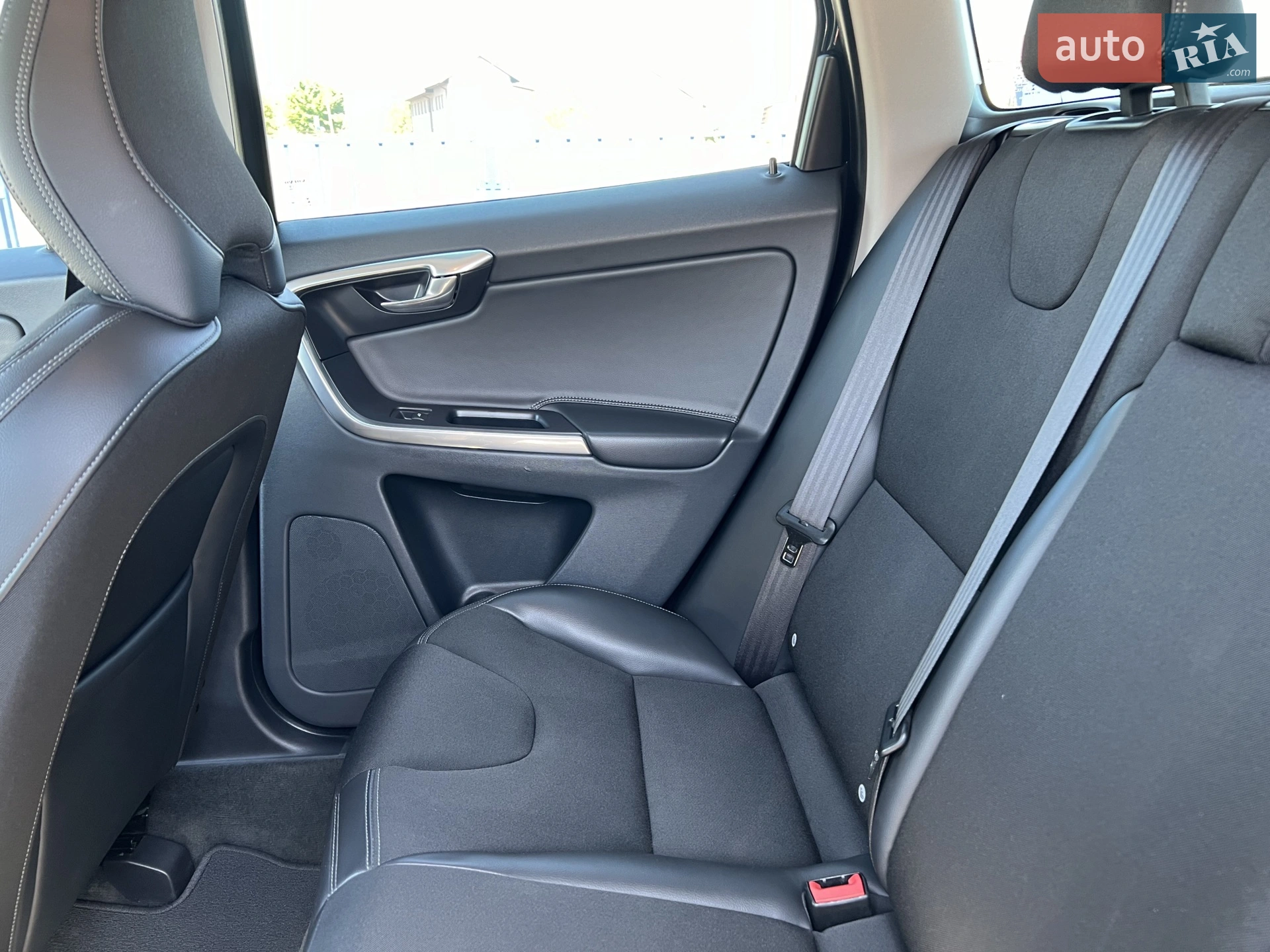 2016 Volvo XC60 - мініатюра 23
