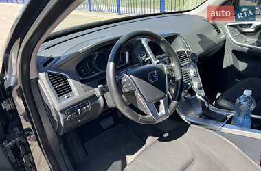 Внедорожник / Кроссовер Volvo XC60 2016 в 