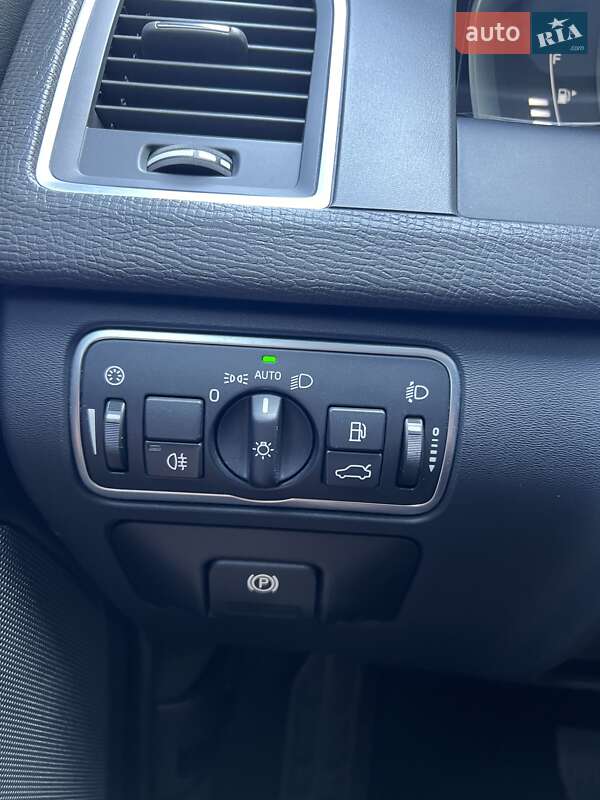 Внедорожник / Кроссовер Volvo XC60 2016 в Нововолынске