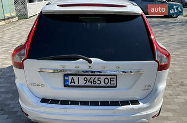 Внедорожник / Кроссовер Volvo XC60 2017 в 