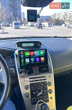 Позашляховик / Кросовер Volvo XC60 2009 в 