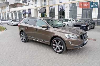 Внедорожник / Кроссовер Volvo XC60 2014 в 