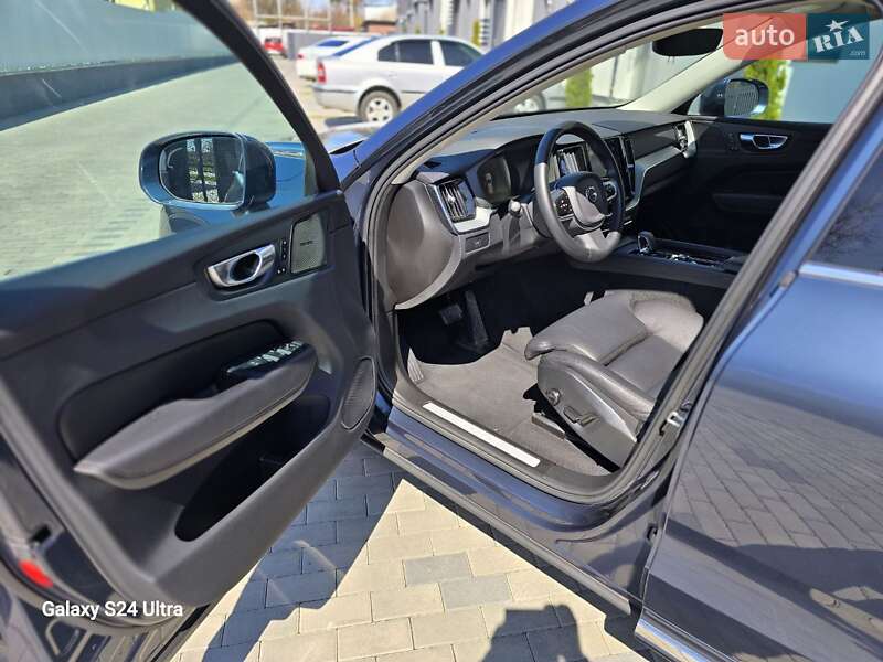 Внедорожник / Кроссовер Volvo XC60 2022 в Умани фото 35 Внедорожник / Кроссовер Volvo XC60 2022 в Умани