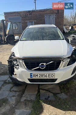 Внедорожник / Кроссовер Volvo XC60 2010 в 