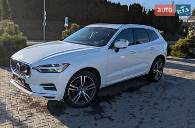 Внедорожник / Кроссовер Volvo XC60 2020 в 