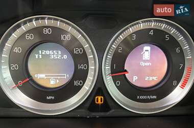 Внедорожник / Кроссовер Volvo XC60 2012 в 