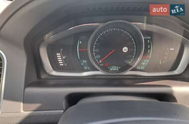 Внедорожник / Кроссовер Volvo XC60 2013 в 