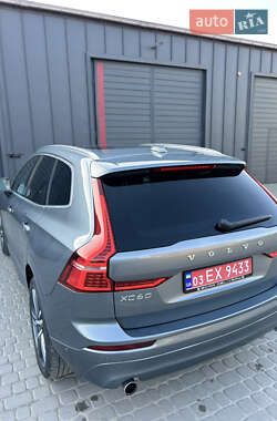 Внедорожник / Кроссовер Volvo XC60 2018 в 