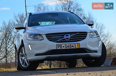 Позашляховик / Кросовер Volvo XC60 2017 в 