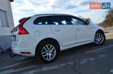 Позашляховик / Кросовер Volvo XC60 2017 в 