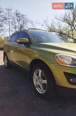 Внедорожник / Кроссовер Volvo XC60 2008 в 