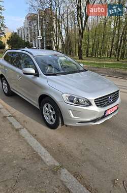 Позашляховик / Кросовер Volvo XC60 2015 в 
