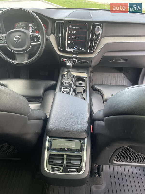 Позашляховик / Кросовер Volvo XC60 2018 в Новояворівську
