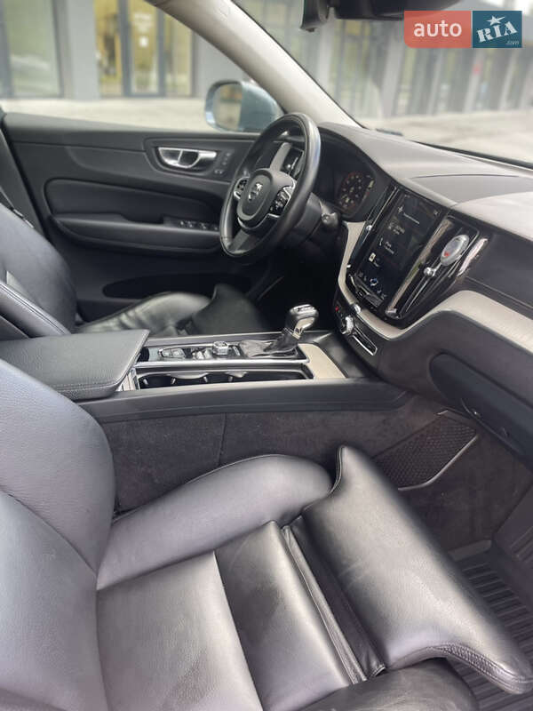 Позашляховик / Кросовер Volvo XC60 2018 в Новояворівську